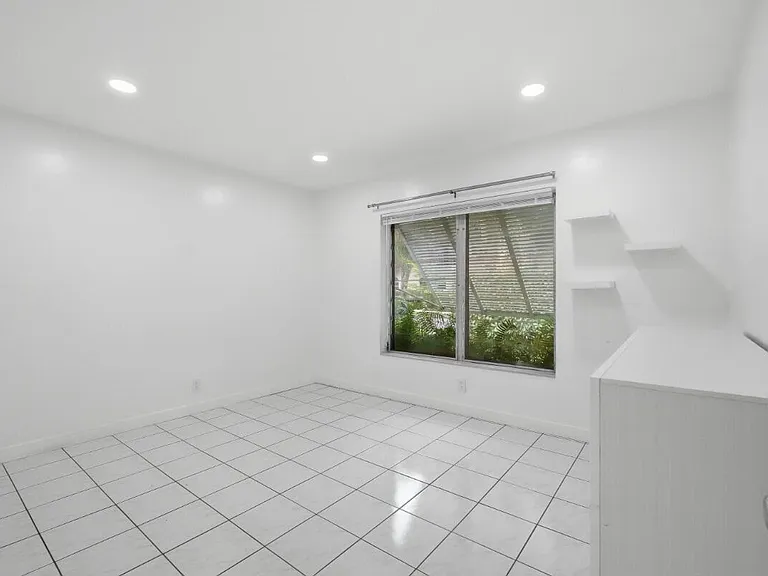 1201 N Victoria Park Rd #1203 — Photo 9