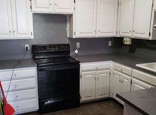 1032 Thrams St, Borger, TX 79007
