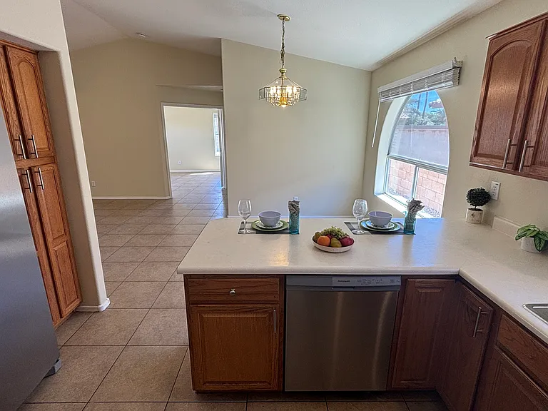 12721 W Palm Ln — Photo 8