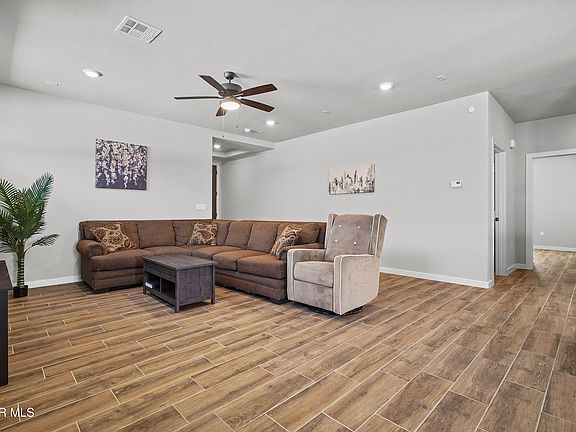 4th image of 7417 White Cedar Pl