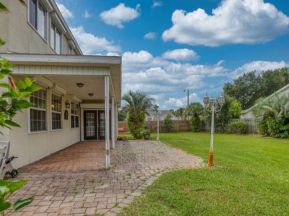 3rd image of 107 Summerwood Dr