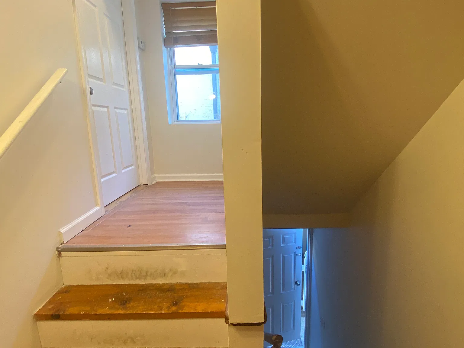 3 bed, 2250 sqft, $3,000 — Photo 3