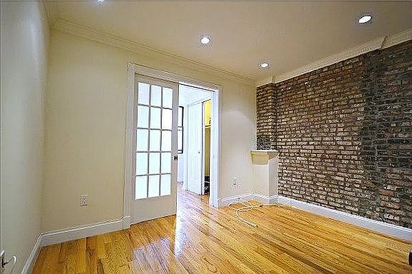 1st image of 7 Cornelia St APT 4B