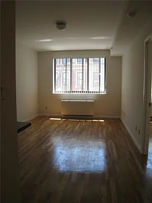 Rented by Mazzeo Real Estate | media 35