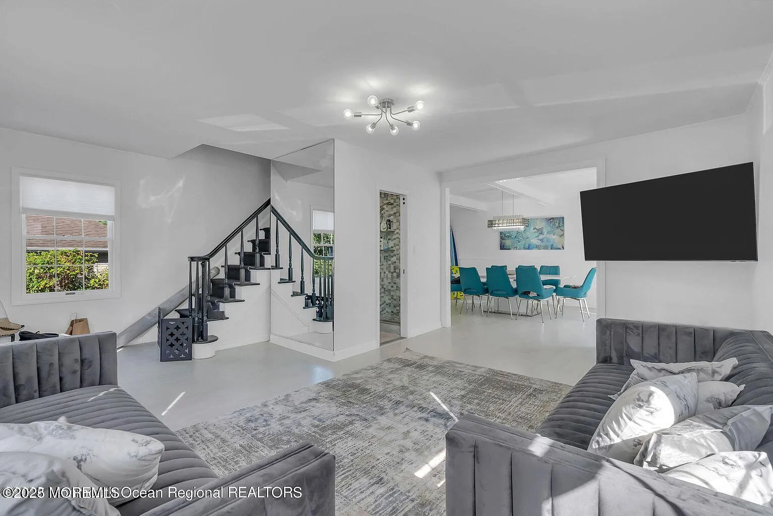 4 bed, 1953 sqft, $2,800 — Photo 3