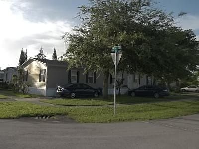 3rd image of 21820 NW 2nd Ct