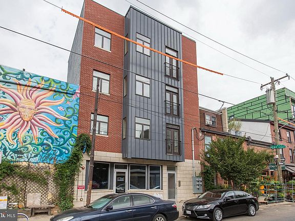 2nd image of 808 N 4th St