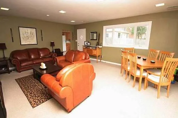 232 Highland Rd — Photo 3