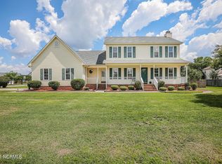 402 Richmond Dr, Jacksonville, NC 28540