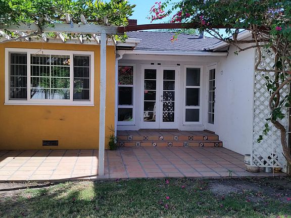 5th image of 4458 Winona Ave