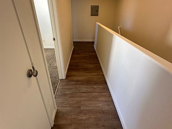 5th image of 143 Palmer Ct Unit A