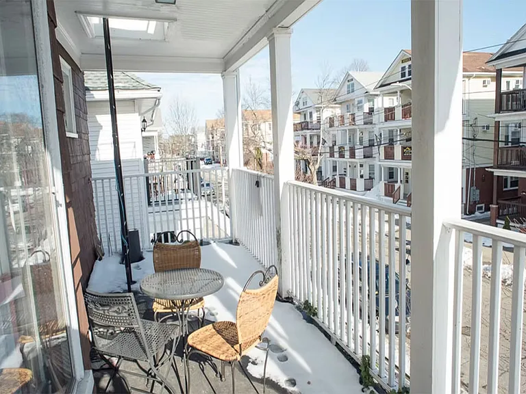 48 Pembroke Ave #2 — Photo 11