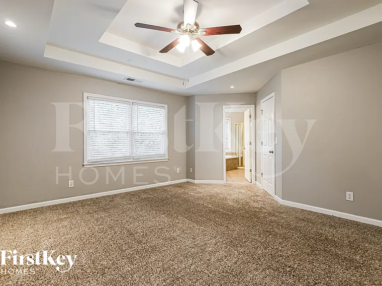 1520 Maplewood Ct — Photo 10