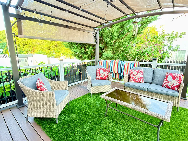 Deck