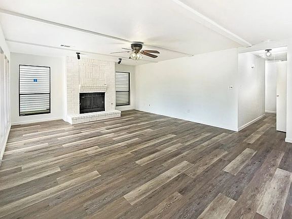 3rd image of 48 Campeche Cir