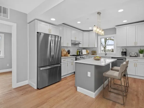 66 Stanley St Unit 2, Dorchester, MA 02125