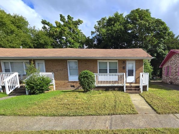 28 Carver Cir