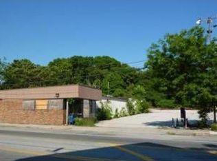 1025 Cranston St, Cranston, RI 02920