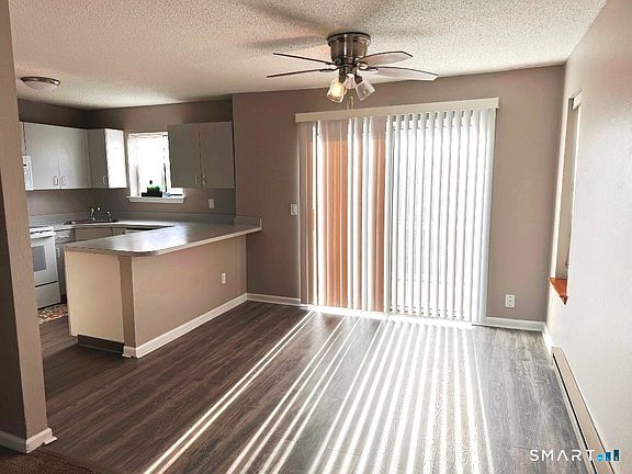 4th image of 925 Oronoke Road #30L