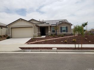 617 Suukat Ct, San Jacinto, CA 92582
