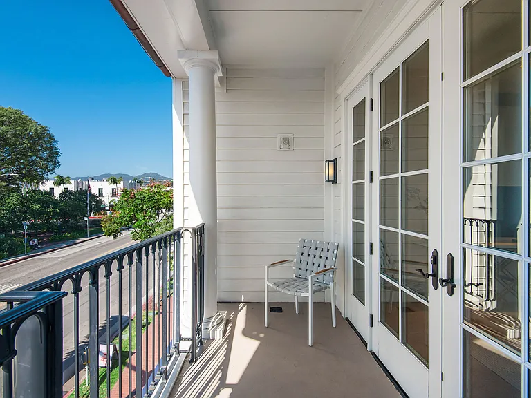 The Residences at Palisades Village — Photo 46
