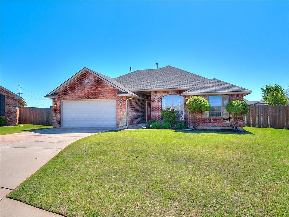 1st image of 19212 Everwood Dr