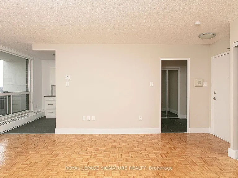 666 Spadina Ave #512 — Photo 4