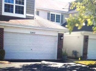 32457 N Rushmore Ave, Lakemoor, IL 60051