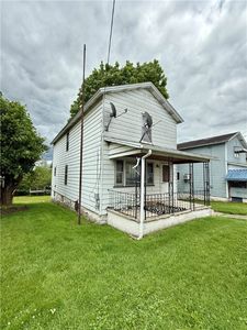 411 East Ave, Allison, PA, 15413