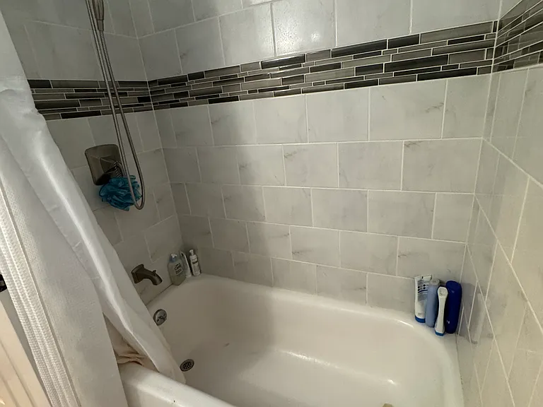 3927 Benjamin Ave #2 — Photo 16