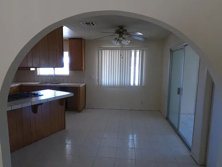 Kitchen 4