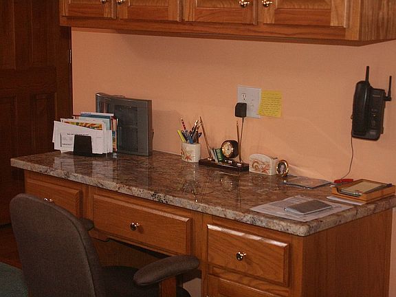 Work desk