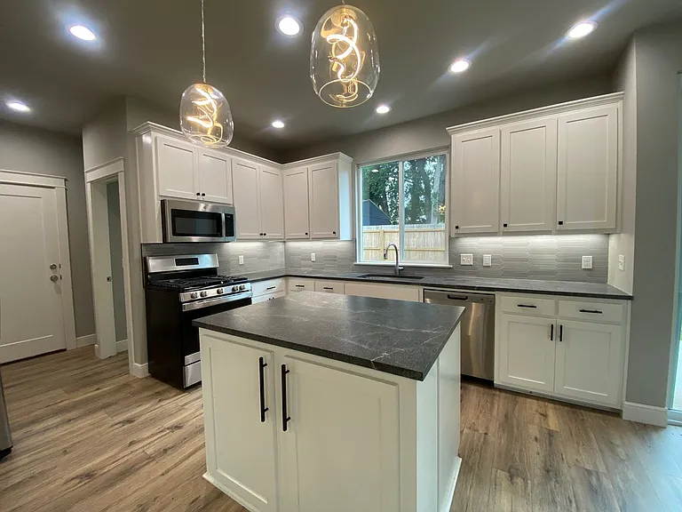 307 S Atoka Ave — Photo 14