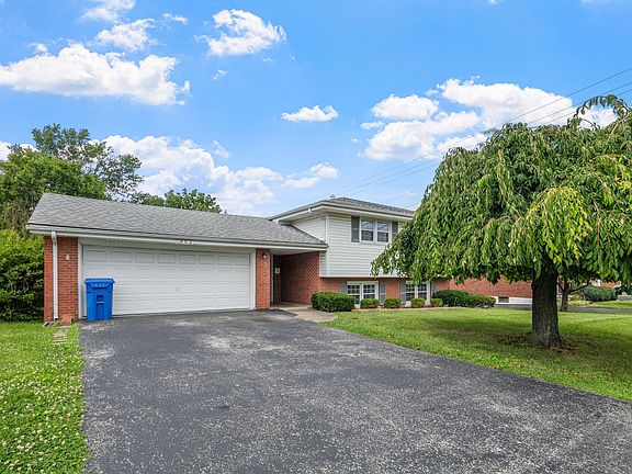 2nd image of 1803 Wayland Dr