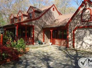 9 Flume Ct, West Yarmouth, MA 02673