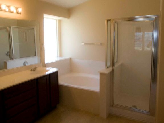 4th image of 228 Timothy John Dr