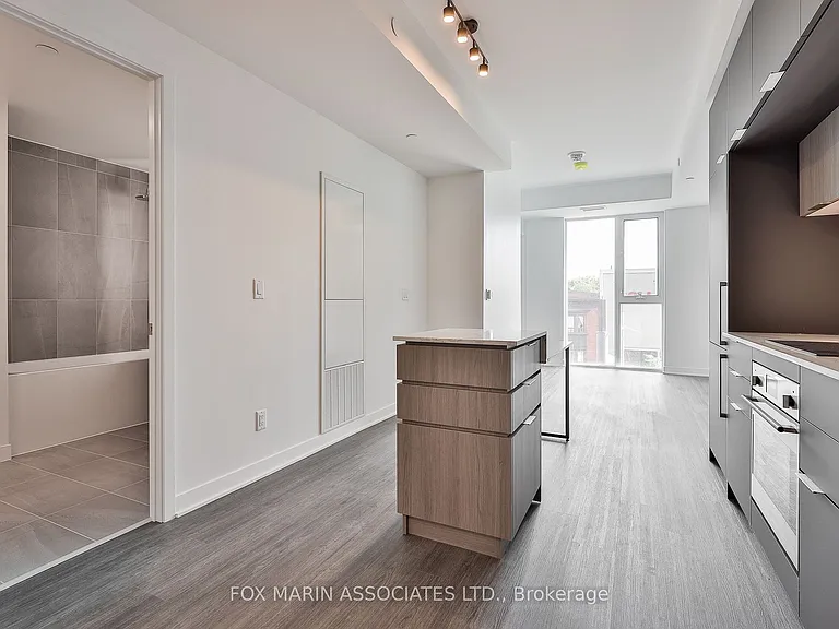 185 Alberta Ave #309 — Photo 5