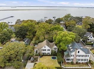 207 Pitt St, Mount Pleasant, SC 29464
