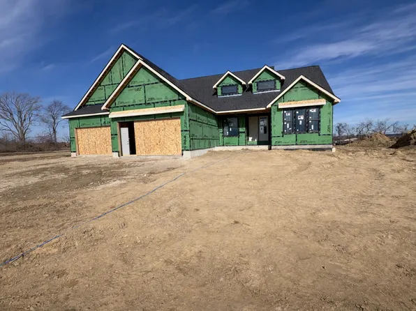 9001 Timberwood Dr, Johnston, IA 50131