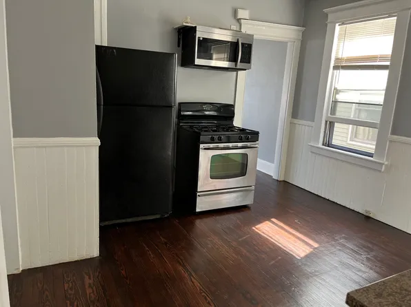 767 Brewster St #2, Bridgeport, CT 06605