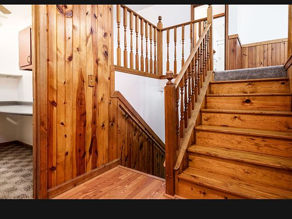 2nd image of 4315 Oconnell St