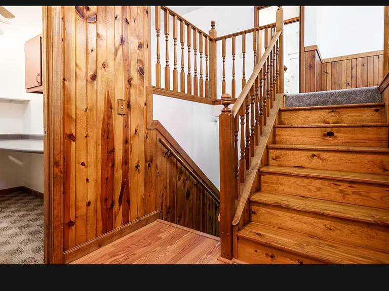 4315 Oconnell St — Photo 2