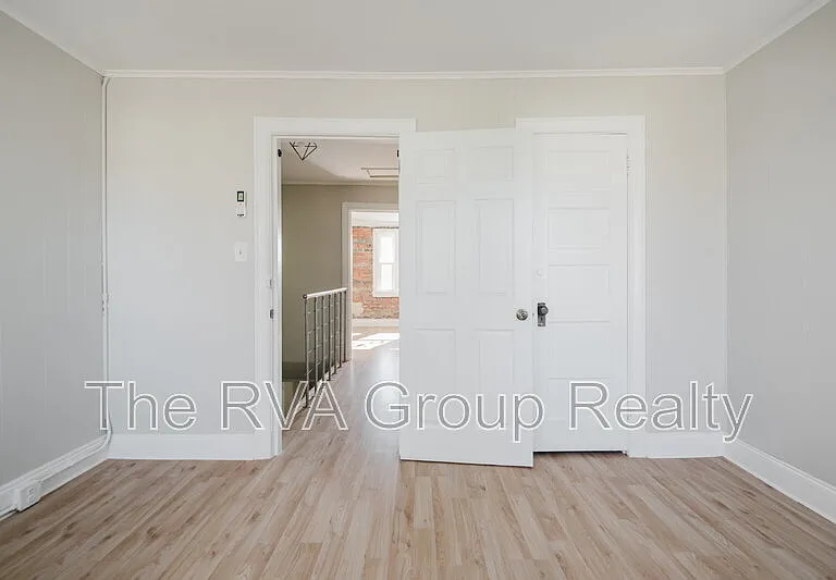 1230 Wallace St — Photo 40
