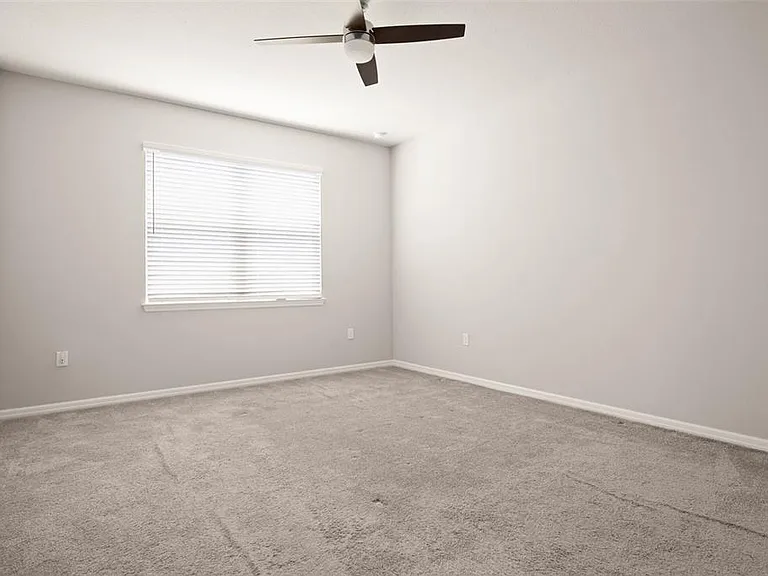 18929 Birchwood Groves Dr — Photo 16