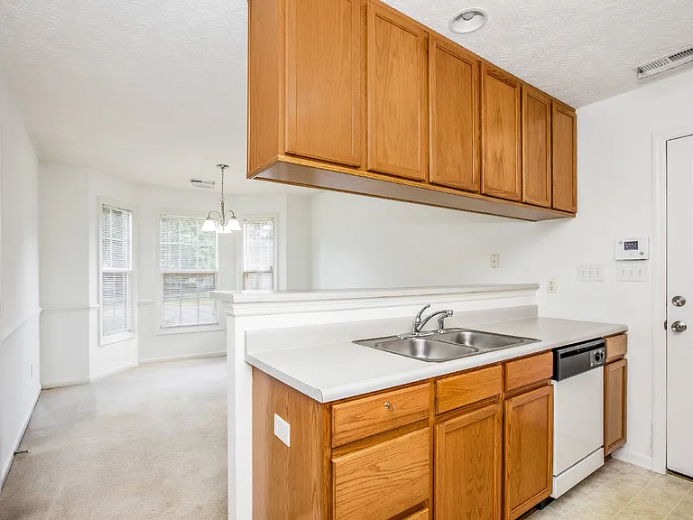 9533 Gooden Dr — Photo 11