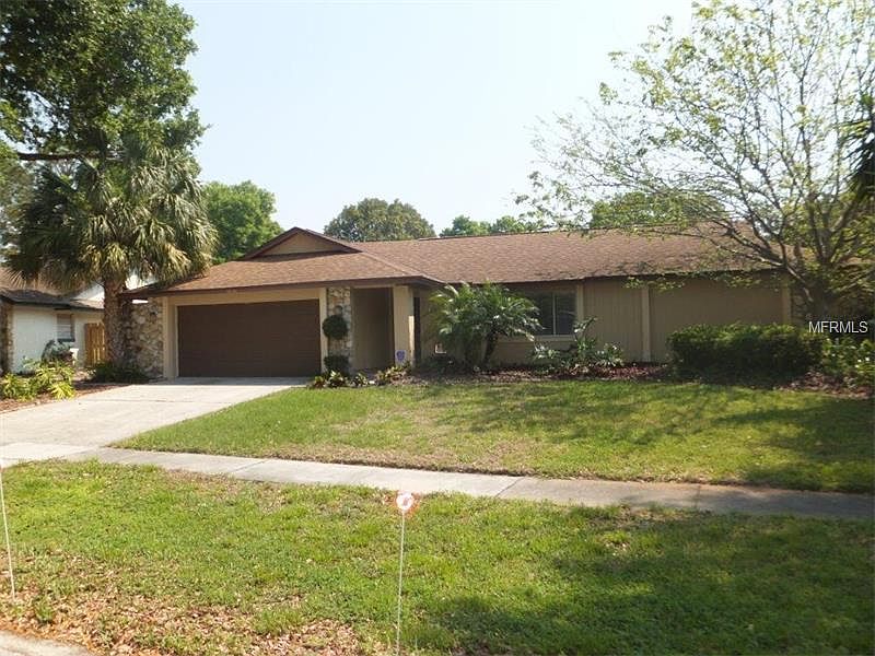 1st image of 8135 Hook Cir