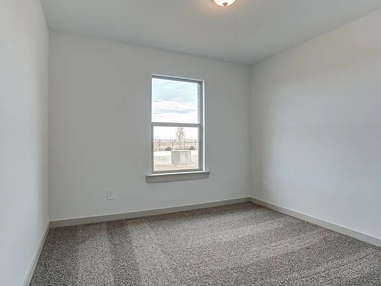 25 Wilshire Blvd — Photo 21