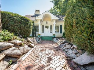 410 Ridgecrest Rd NE, Atlanta, GA 30307