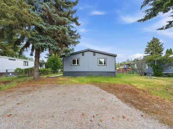 4470 E 16th Ave Trailer 32, Post Falls, ID 83854