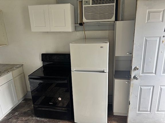 5th image of 257 Chittenden Ave APT A